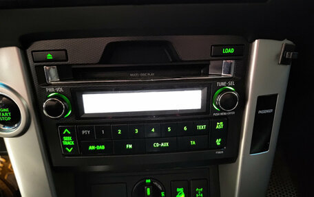 Toyota Land Cruiser Prado 150 рестайлинг 2, 2011 год, 2 400 000 рублей, 24 фотография