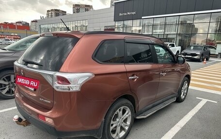 Mitsubishi Outlander III рестайлинг 3, 2012 год, 1 290 000 рублей, 3 фотография