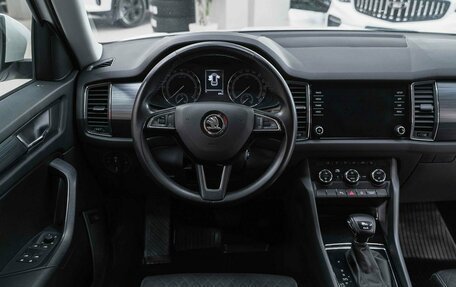 Skoda Kodiaq I, 2020 год, 2 350 000 рублей, 13 фотография