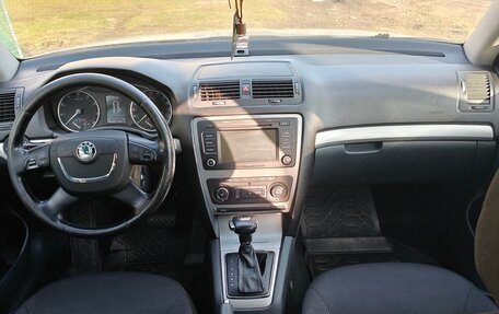 Skoda Octavia, 2012 год, 800 000 рублей, 10 фотография
