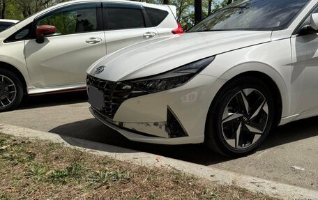 Hyundai Elantra, 2020 год, 1 990 000 рублей, 2 фотография