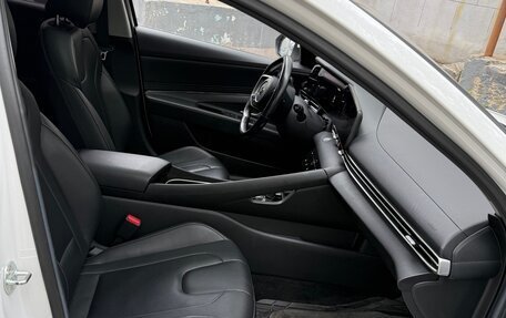 Hyundai Elantra, 2020 год, 1 990 000 рублей, 7 фотография