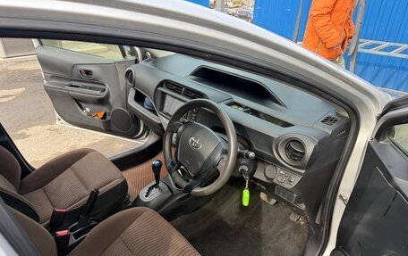 Toyota Aqua I, 2016 год, 850 000 рублей, 7 фотография