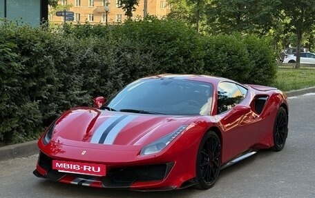 Ferrari 488, 2019 год, 54 800 000 рублей, 2 фотография