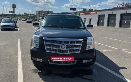 Cadillac Escalade III, 2013 год, 2 099 999 рублей, 2 фотография