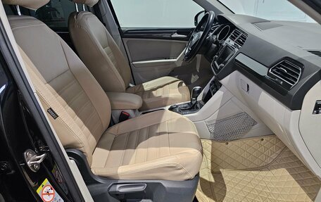 Volkswagen Tiguan II, 2017 год, 2 059 000 рублей, 17 фотография