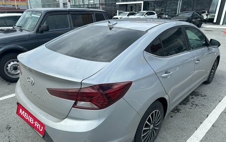 Hyundai Elantra VI рестайлинг, 2020 год, 1 820 000 рублей, 4 фотография