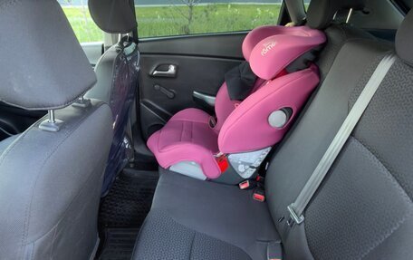 KIA Rio III рестайлинг, 2015 год, 940 000 рублей, 16 фотография