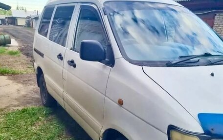 Toyota Lite Ace IV, 2001 год, 575 000 рублей, 2 фотография