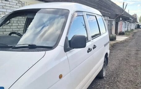 Toyota Lite Ace IV, 2001 год, 575 000 рублей, 3 фотография