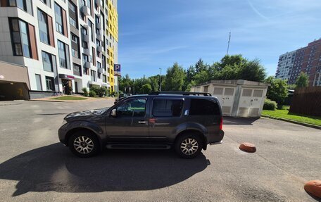 Nissan Pathfinder, 2011 год, 1 650 000 рублей, 2 фотография