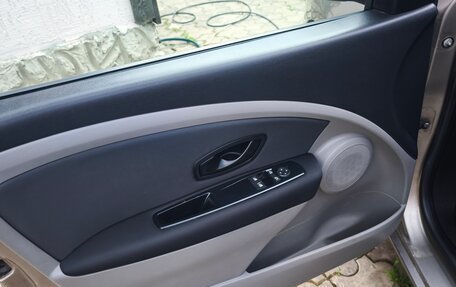 Renault Megane III, 2011 год, 630 000 рублей, 10 фотография