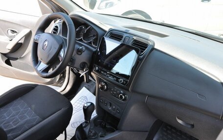 Renault Sandero II рестайлинг, 2016 год, 950 000 рублей, 15 фотография