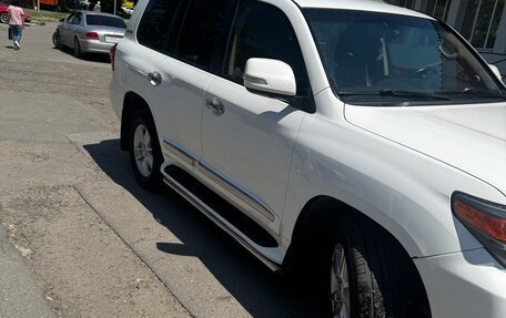 Toyota Land Cruiser 200, 2014 год, 3 600 000 рублей, 2 фотография