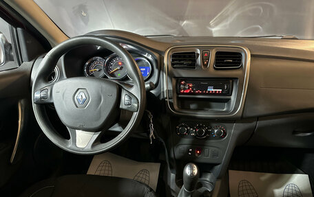 Renault Sandero II рестайлинг, 2015 год, 950 000 рублей, 11 фотография