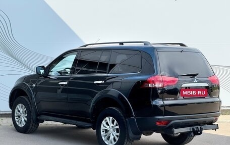 Mitsubishi Pajero Sport II рестайлинг, 2013 год, 1 990 000 рублей, 5 фотография
