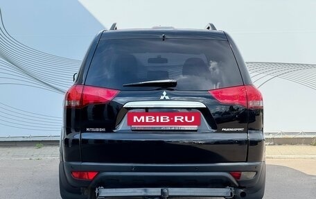 Mitsubishi Pajero Sport II рестайлинг, 2013 год, 1 990 000 рублей, 6 фотография
