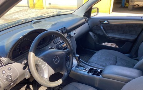 Mercedes-Benz C-Класс, 2003 год, 230 000 рублей, 5 фотография
