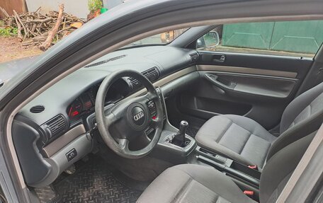 Audi A4, 1999 год, 320 000 рублей, 3 фотография