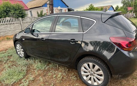 Opel Astra J, 2011 год, 695 000 рублей, 7 фотография