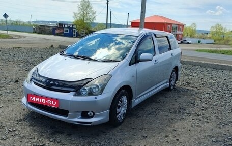Toyota Wish II, 2003 год, 610 000 рублей, 2 фотография