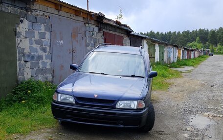 Nissan Wingroad I, 1997 год, 130 000 рублей, 2 фотография