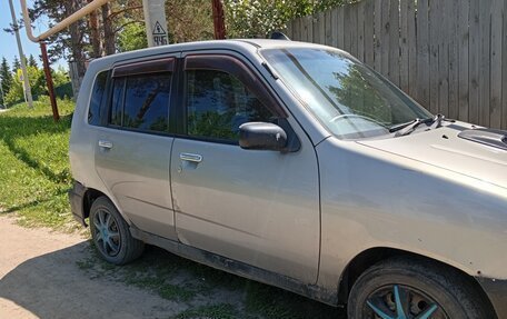 Nissan Cube II, 2000 год, 155 000 рублей, 15 фотография
