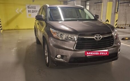 Toyota Highlander III, 2014 год, 2 500 000 рублей, 4 фотография