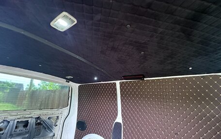 Volkswagen Transporter T5 рестайлинг, 2006 год, 950 000 рублей, 6 фотография