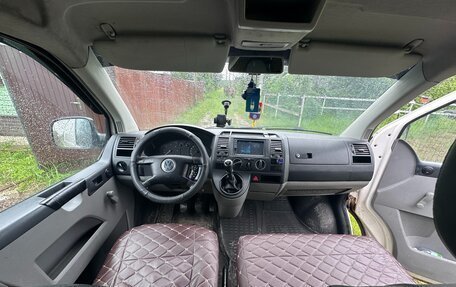 Volkswagen Transporter T5 рестайлинг, 2006 год, 950 000 рублей, 7 фотография