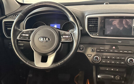 KIA Sportage IV рестайлинг, 2019 год, 2 399 000 рублей, 10 фотография