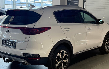 KIA Sportage IV рестайлинг, 2019 год, 2 399 000 рублей, 5 фотография