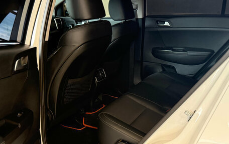KIA Sportage IV рестайлинг, 2019 год, 2 399 000 рублей, 18 фотография