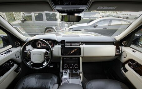 Land Rover Range Rover IV рестайлинг, 2018 год, 7 500 000 рублей, 25 фотография