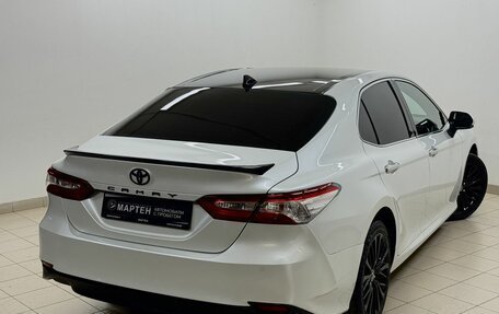 Toyota Camry, 2018 год, 2 567 000 рублей, 16 фотография