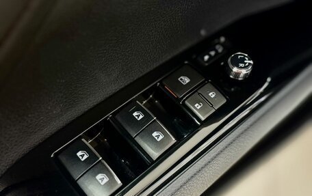 Toyota Camry, 2018 год, 2 567 000 рублей, 19 фотография