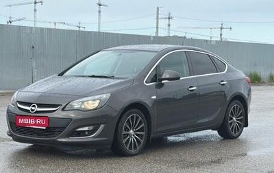 Opel Astra J, 2013 год, 790 000 рублей, 1 фотография