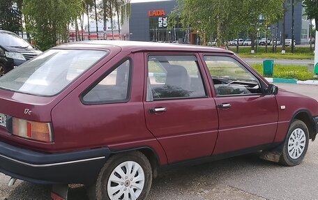 ИЖ 2126 «Ода», 2002 год, 135 000 рублей, 3 фотография