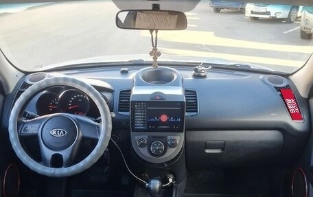 KIA Soul I рестайлинг, 2010 год, 650 000 рублей, 2 фотография