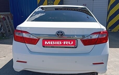 Toyota Camry, 2012 год, 1 600 000 рублей, 6 фотография