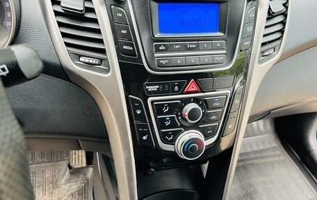 Hyundai i30 II рестайлинг, 2013 год, 699 000 рублей, 23 фотография