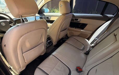 Jaguar XF I рестайлинг, 2012 год, 1 490 000 рублей, 25 фотография