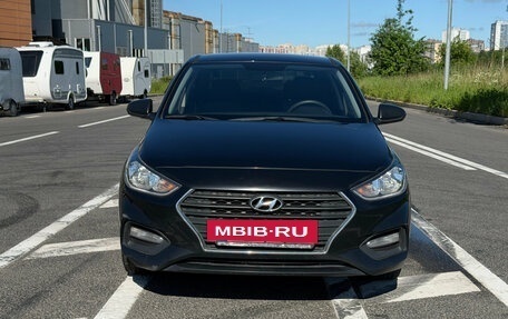 Hyundai Solaris II рестайлинг, 2018 год, 1 229 000 рублей, 2 фотография