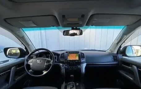Toyota Land Cruiser 200, 2010 год, 3 590 000 рублей, 11 фотография