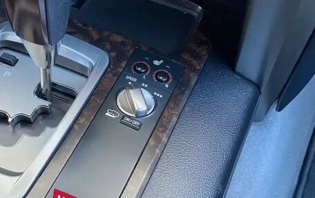 Toyota Land Cruiser 200, 2010 год, 3 590 000 рублей, 22 фотография