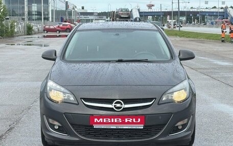 Opel Astra J, 2013 год, 790 000 рублей, 3 фотография