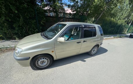 Toyota Raum I, 1997 год, 350 000 рублей, 1 фотография