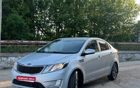 KIA Rio III рестайлинг, 2011 год, 460 000 рублей, 3 фотография