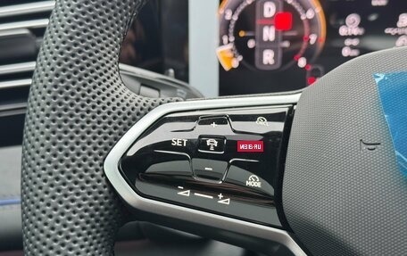 Volkswagen Tiguan, 2026 год, 4 500 000 рублей, 13 фотография