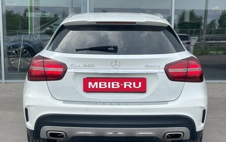 Mercedes-Benz GLA, 2018 год, 2 500 000 рублей, 4 фотография
